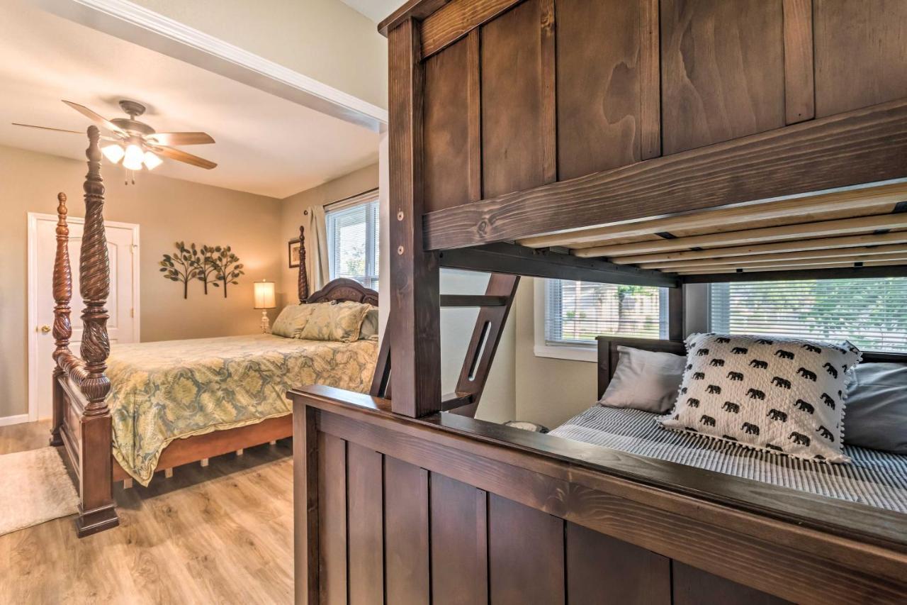 Remodeled Downtown Hot Springs Home With Porch Екстер'єр фото